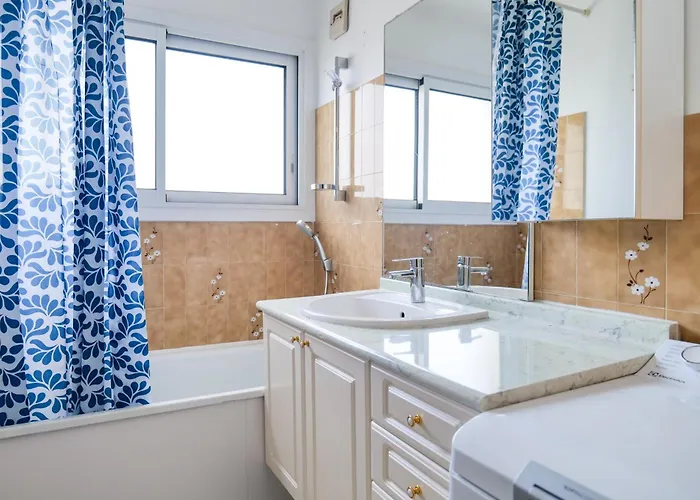 Vue Imprenable Sur La Baie Des Sables - 4 Personnes